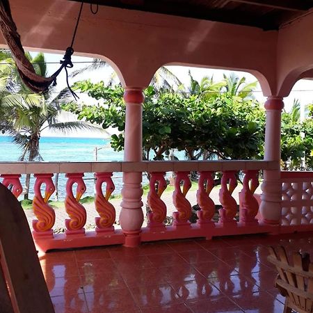Corn Island Hostal Alal Suite North End ภายนอก รูปภาพ