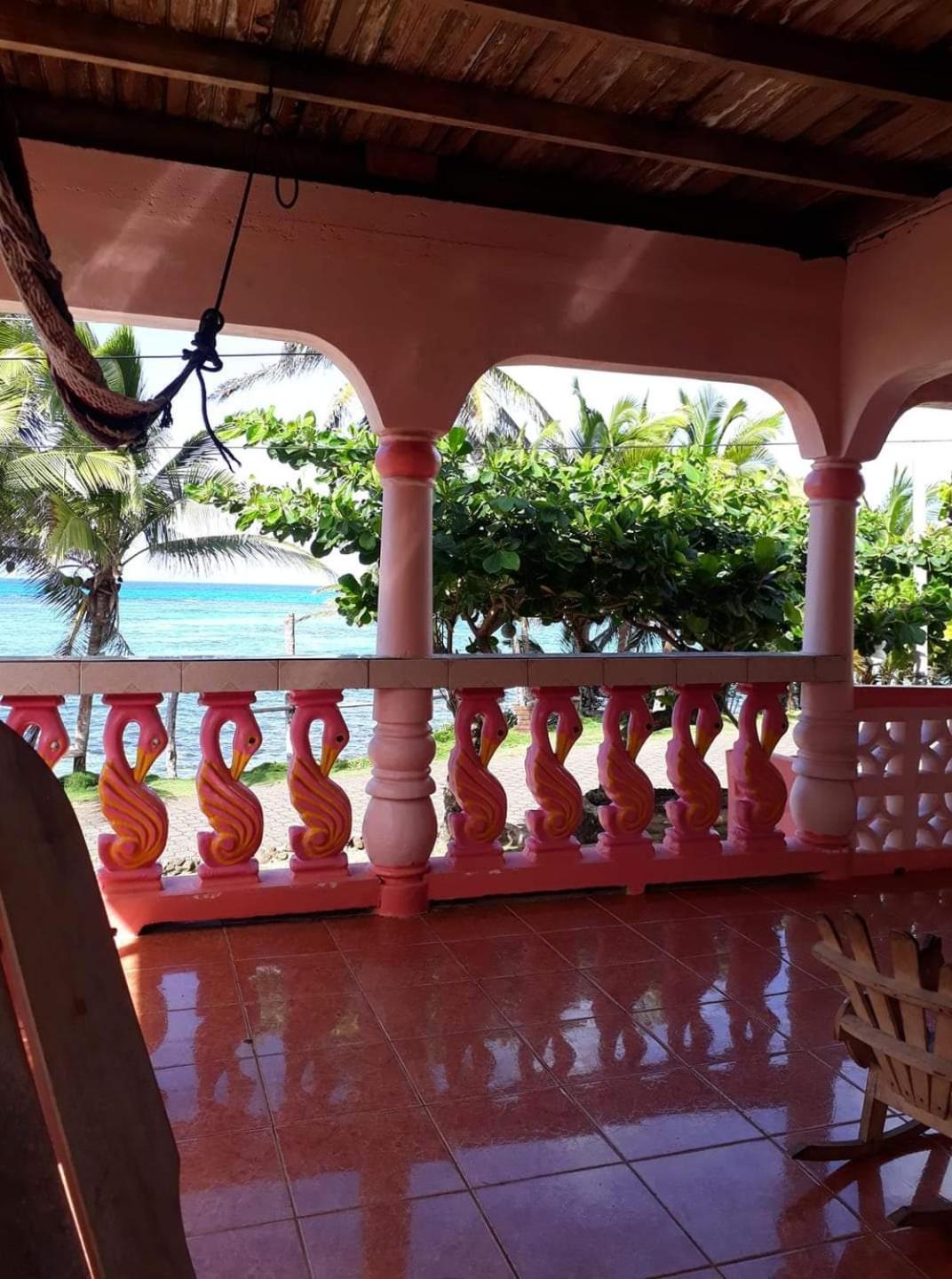 Corn Island Hostal Alal Suite North End ภายนอก รูปภาพ