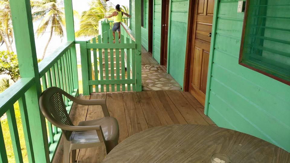 Corn Island Hostal Alal Suite North End ภายนอก รูปภาพ