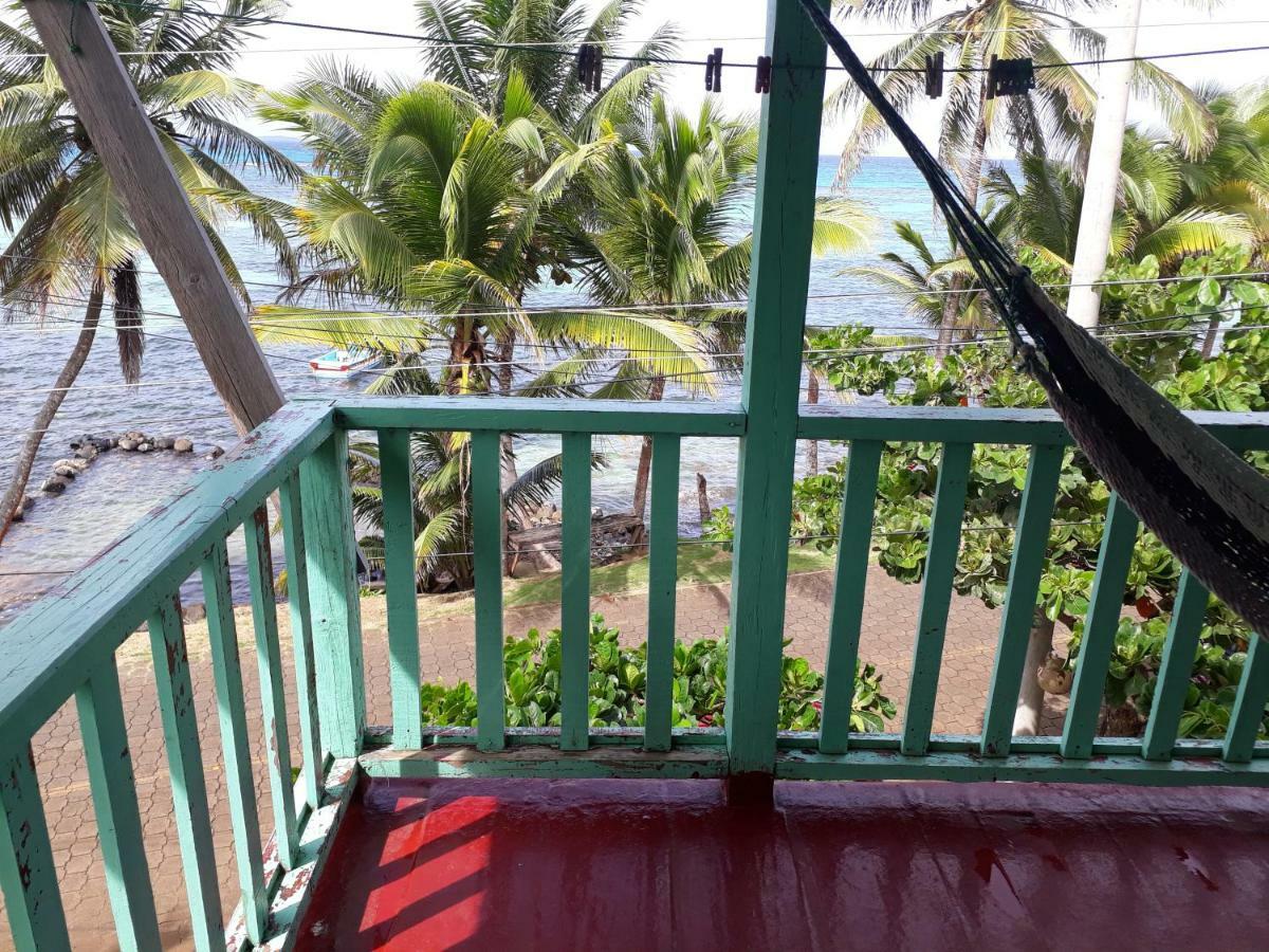 Corn Island Hostal Alal Suite North End ภายนอก รูปภาพ